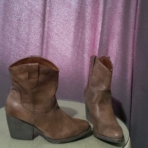 Steve Madden girl western cow boy leatherbooties
